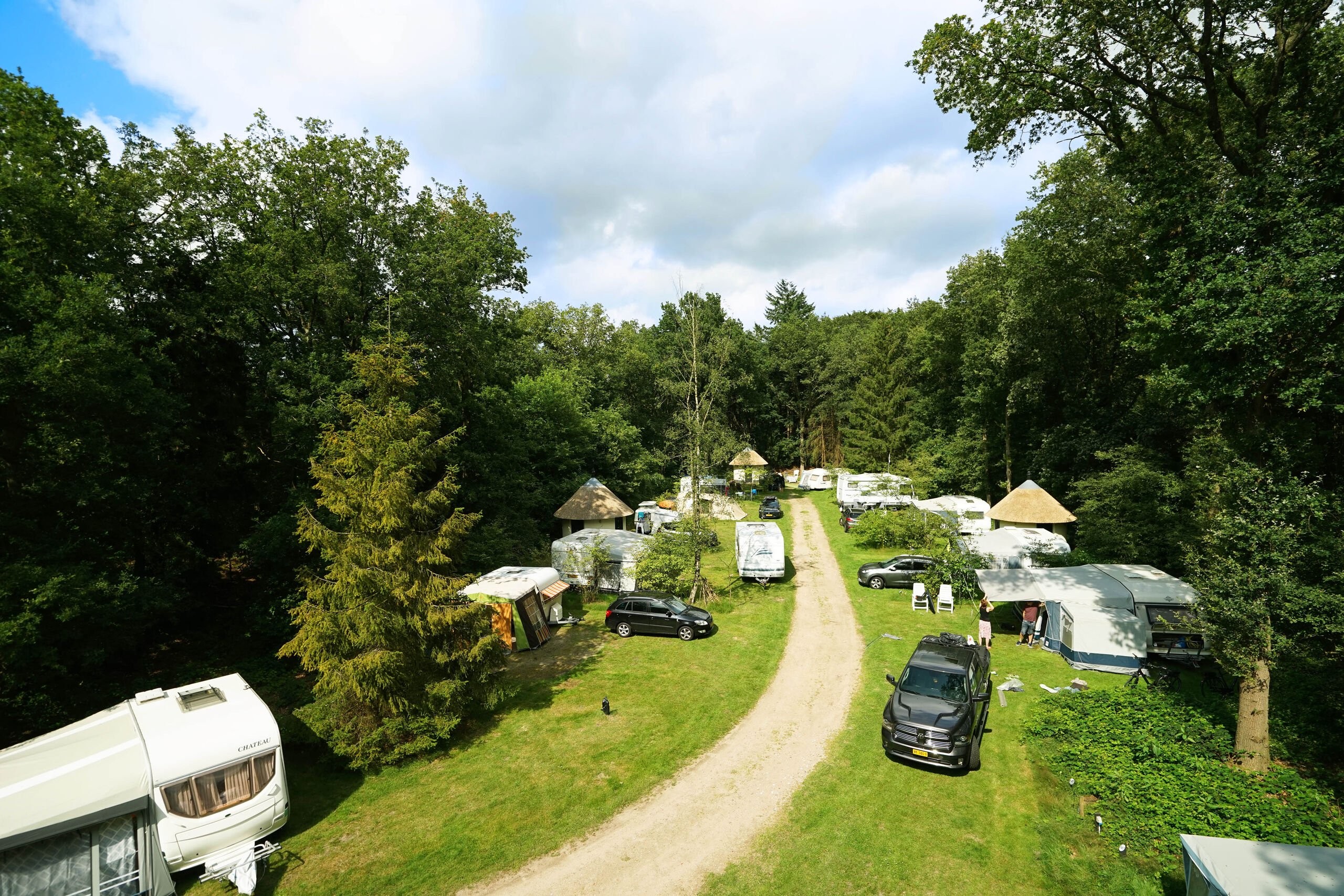 Kampeerplaats met privé-sanitair