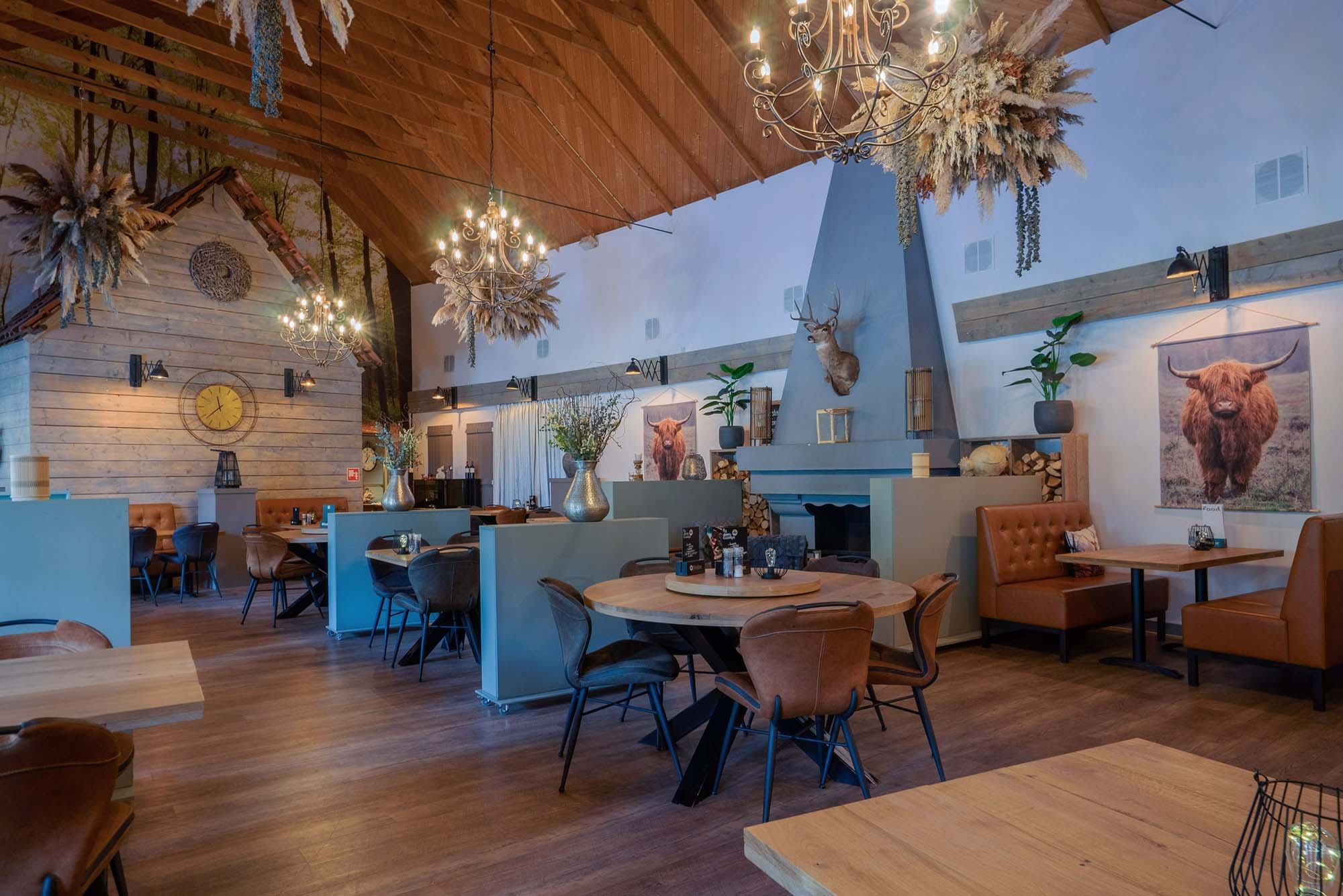 Restaurant 2 65df54f860308